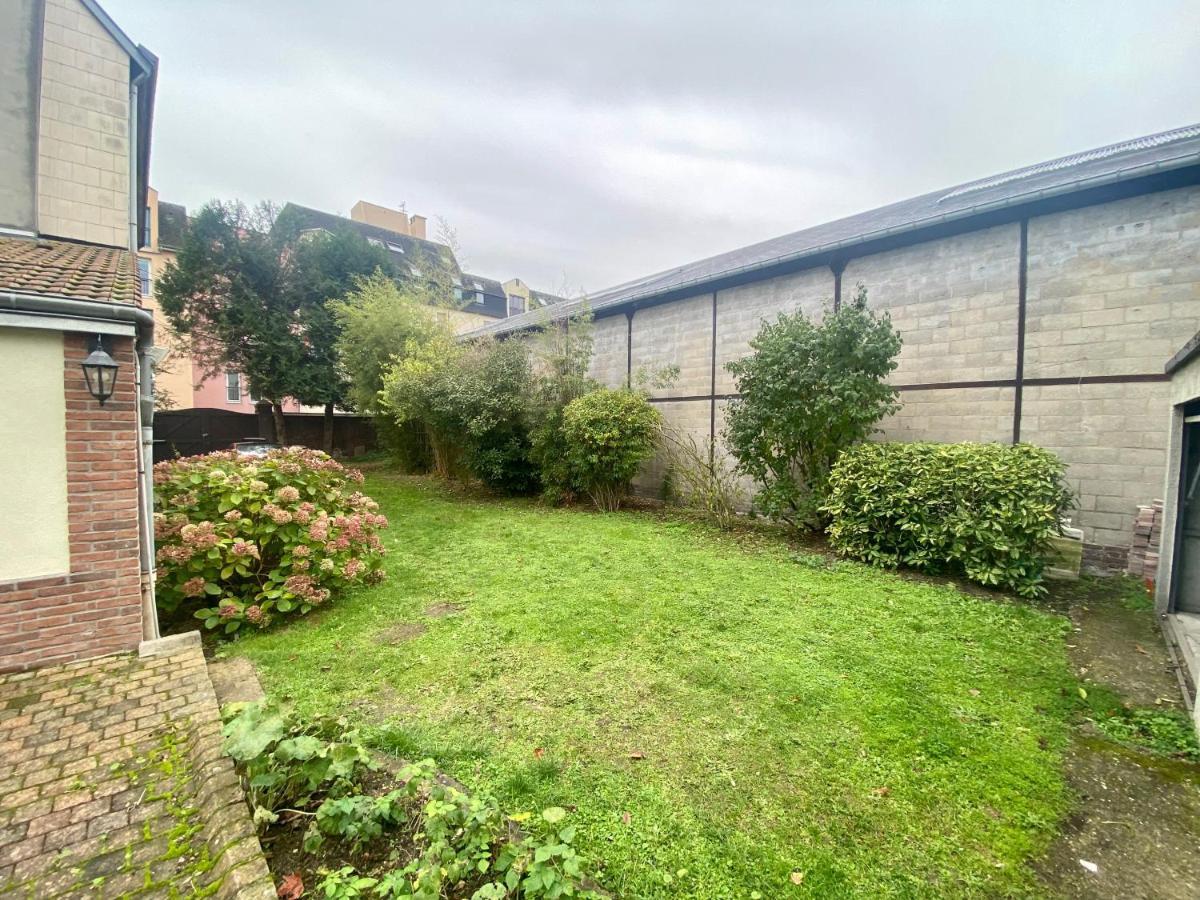 Agreable Maison De Ville Sur Trois Etages Ruão Exterior foto