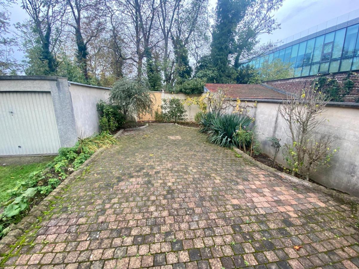 Agreable Maison De Ville Sur Trois Etages Ruão Exterior foto